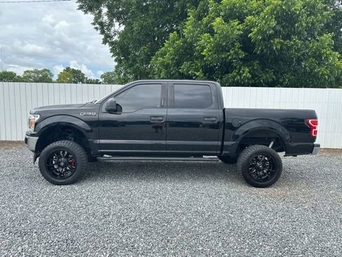 Used 2018 Ford F150 XLT RWD image 2