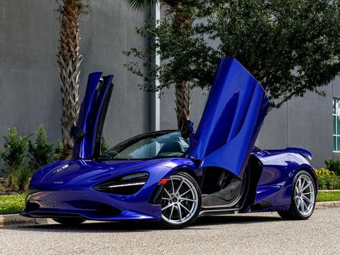 New 2026 McLaren 750S Spider RWD image 16