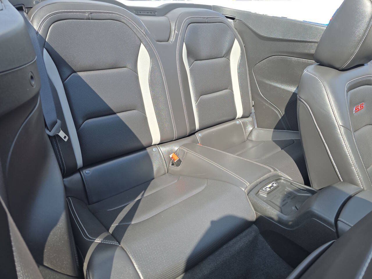 Used 2023 Chevrolet Camaro SS RWD image 39