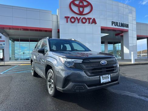 Used 2025 Subaru Forester image 1