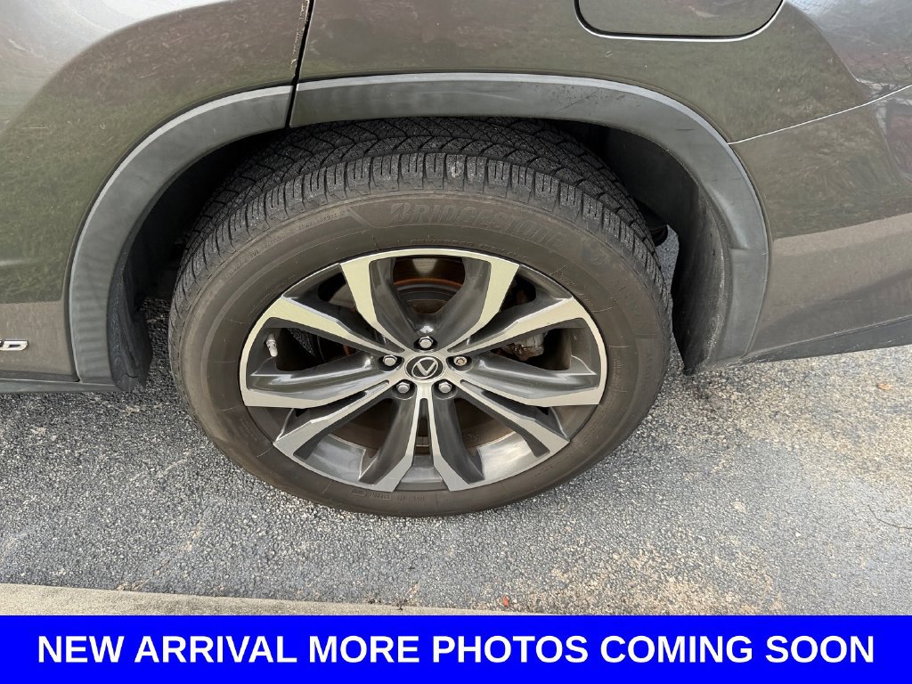 Used 2018 Lexus RX 450hL Premium w/ Premium Package AWD/4WD image 9