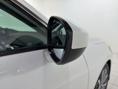 Certified 2024 Acura Integra FWD image 26