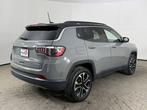 Used 2023 Jeep Compass Limited AWD/4WD image 9