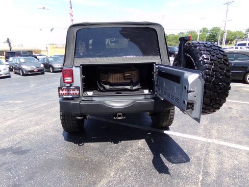 Used 2014 Jeep Wrangler Sport AWD/4WD image 35