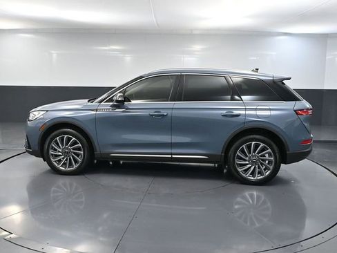 Used 2023 Lincoln Corsair Reserve image 9