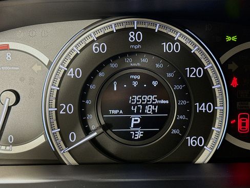 Used 2015 Honda Accord EX-L image 13