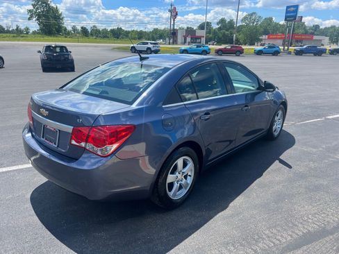 Used 2014 Chevrolet Cruze LT FWD image 4