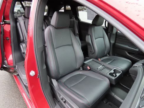 Used 2023 Honda Odyssey Sport image 16