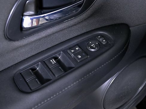 Used 2022 Honda HR-V Sport image 16