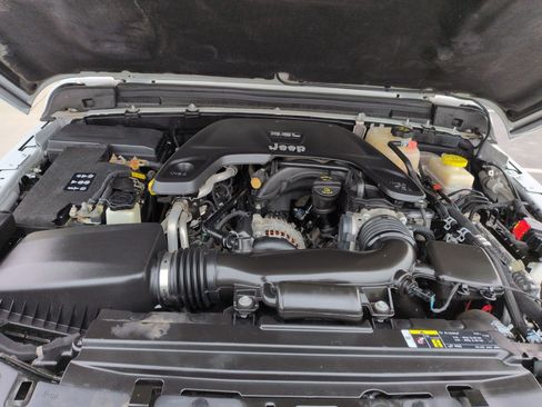 Used 2020 Jeep Wrangler Unlimited Rubicon image 33