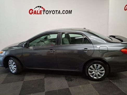 Used 2013 Toyota Corolla LE image 9