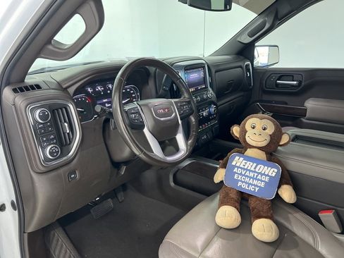 Used 2019 GMC Sierra 1500 SLT w/ SLT Premium Package image 9