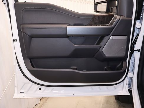 New 2026 Ford F450 Lariat image 9