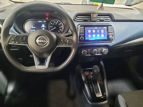 Used 2025 Nissan Versa SV FWD image 22