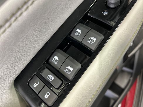 New 2026 Jeep Grand Wagoneer Limited AWD/4WD image 31