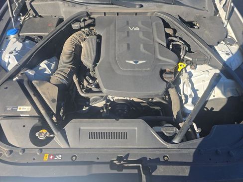 Used 2017 Genesis G80 3.8 w/ Option Group 03 image 15