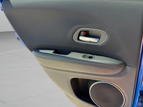 Certified 2021 Honda HR-V EX image 23