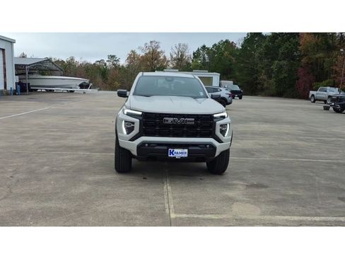 New 2026 GMC Canyon Elevation w/ Convenience Package image 3