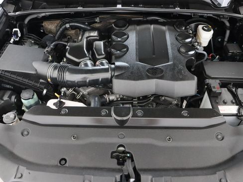 Used 2024 Toyota 4Runner Limited RWD image 41