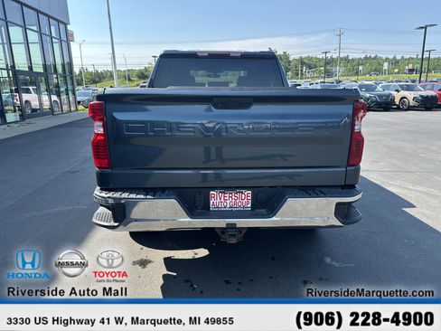 Used 2021 Chevrolet Silverado 1500 LT AWD/4WD image 7