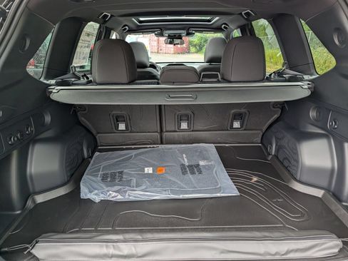 New 2026 Subaru Forester Premium w/ Base/Premium Package AWD/4WD image 26