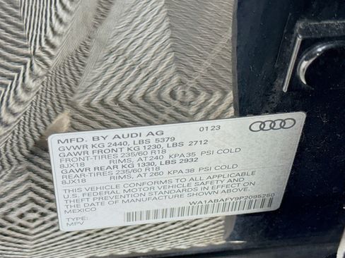 Certified 2023 Audi Q5 2.0T Premium w/ Convenience Package image 31