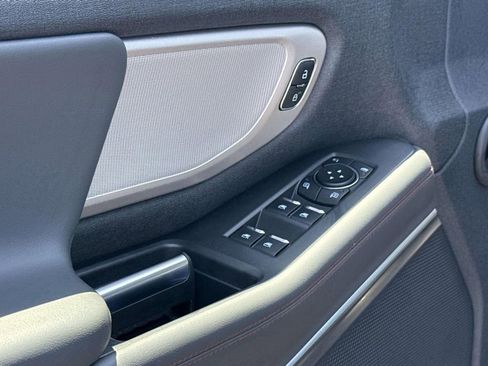 Used 2025 Ford Expedition Active RWD image 24