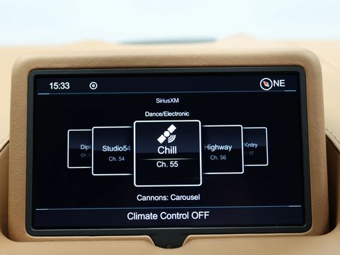 Used 2019 Aston Martin V8 Vantage Coupe RWD image 35