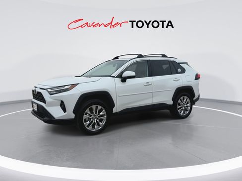 Certified 2025 Toyota RAV4 XLE Premium w/ Weather Package AWD/4WD image 4