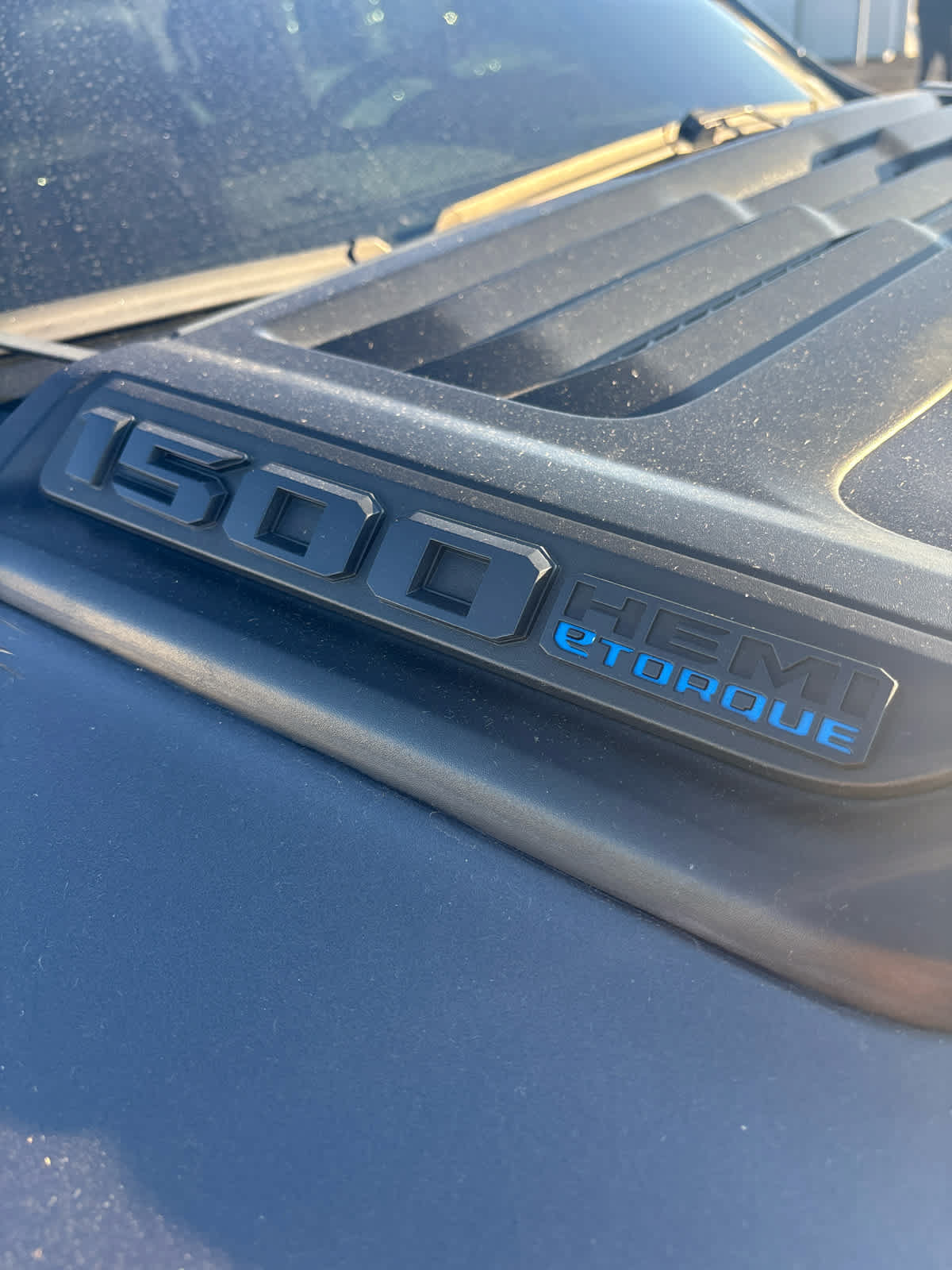 Used 2023 RAM 1500 Laramie AWD/4WD image 7