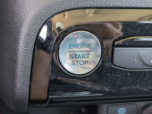 Used 2023 Ford Escape Active w/ Tech Pack #1 AWD/4WD image 26