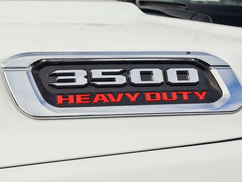 Used 2024 RAM 3500 Big Horn image 25