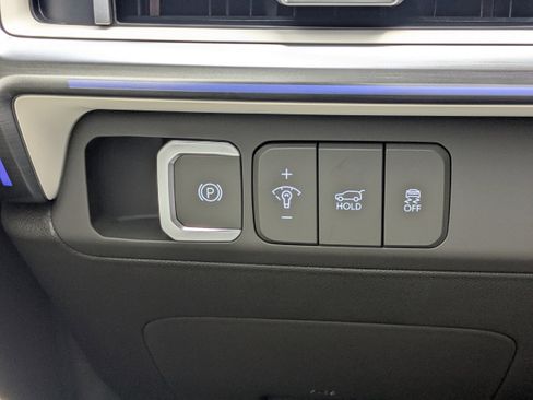 Used 2025 Hyundai Santa Fe Calligraphy AWD/4WD image 16