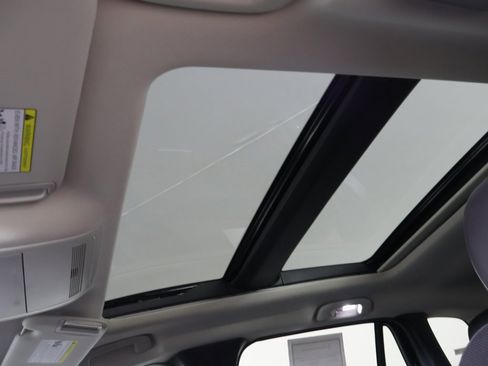 Used 2025 MAZDA CX-50 AWD 2.5 Hybrid w/ Premium Pkg image 20