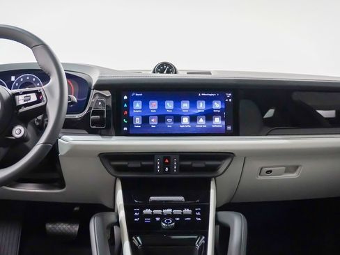 New 2026 Porsche Cayenne Coupe image 21