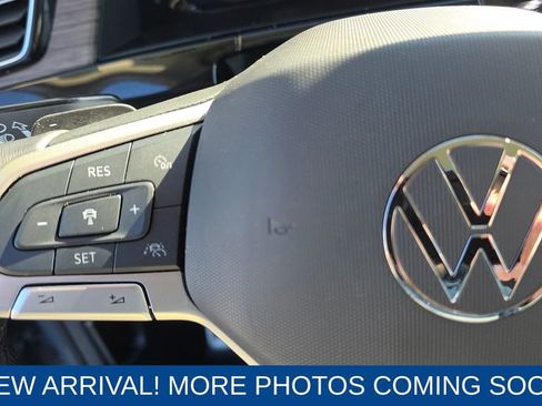 Used 2025 Volkswagen Atlas SEL Premium R-Line image 16