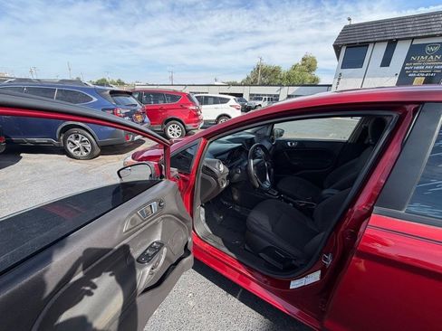Used 2014 Ford Fiesta SE w/ Equipment Group 201A FWD image 20