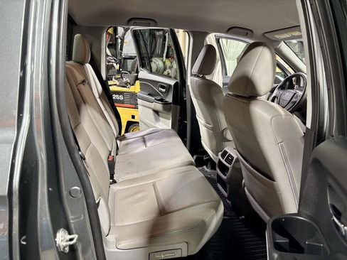 Used 2018 Honda Ridgeline RTL-T image 9