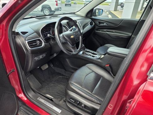 Used 2019 Chevrolet Equinox Premier AWD/4WD image 2