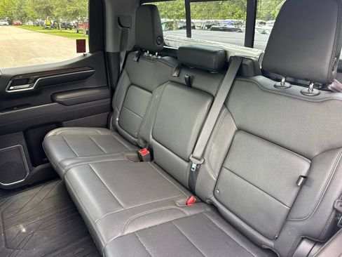 Used 2022 Chevrolet Silverado 1500 RST w/ Convenience Package II RWD image 11