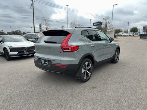 New 2026 Volvo XC40 B5 Plus w/ Protection Package Premier image 6