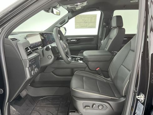 New 2025 Chevrolet Tahoe Premier image 18