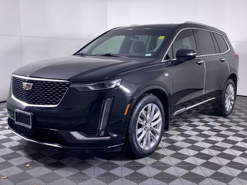 Used 2020 Cadillac XT6 Premium Luxury image 18