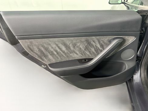 Used 2023 Tesla Model 3 Standard Range RWD image 27