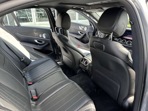 Used 2018 Mercedes-Benz E 300 4MATIC image 33