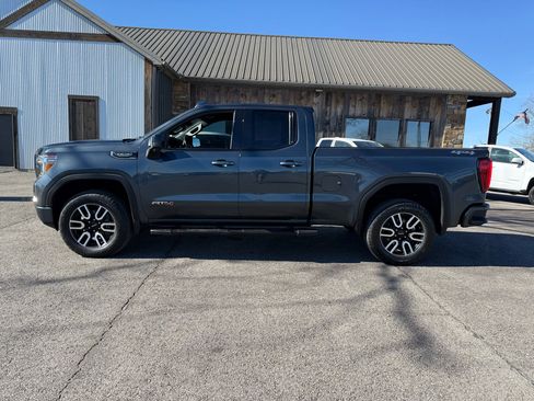 Used 2019 GMC Sierra 1500 AT4 w/ AT4 Premium Package image 2