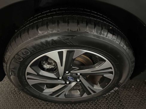 Certified 2024 Subaru Crosstrek 2.0i Premium image 13