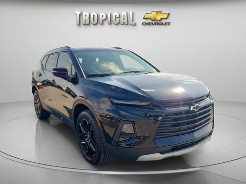 Used 2022 Chevrolet Blazer LT w/ Redline Edition FWD image 4