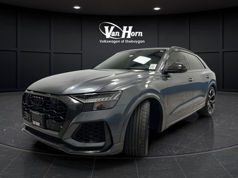 Used 2020 Audi RS Q8 w/ Carbon Optic Package AWD/4WD image 3