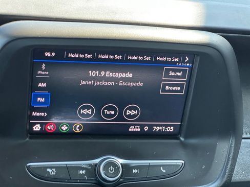 Used 2020 Chevrolet Camaro LT image 14